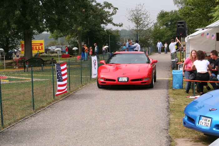Corvette Sunday 2005 067.jpg